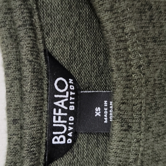 Top - Picture 2 of 2